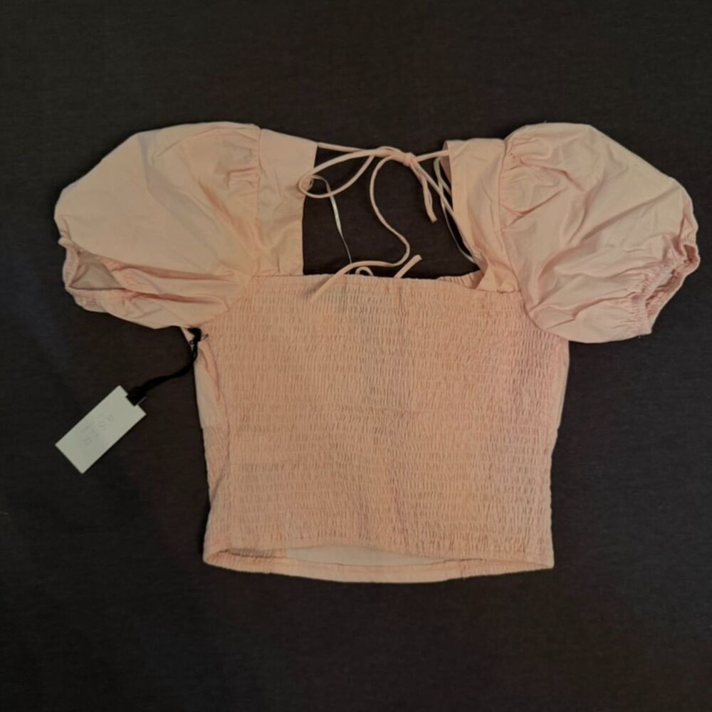 nwt ASTR The Label Blush Pink Puff Sleeve Smocked Corset Crop Top S - Picture 3 of 10